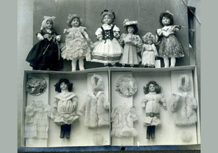 Giocattoli: Bamboline vestite da signore friulane